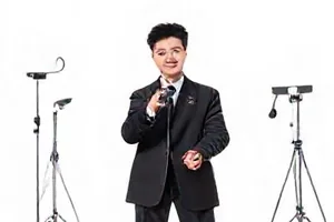 《回声档案》讨论区截图，跟帖楼层密集
